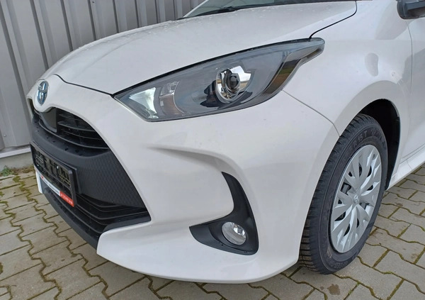 Toyota Yaris cena 94900 przebieg: 6, rok produkcji 2024 z Tczew małe 92